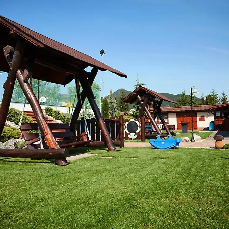 Pod Strazovom بيت ضيافة 3*